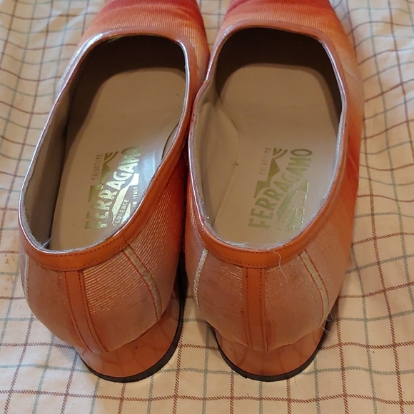 Purse - Picture 2 of 7